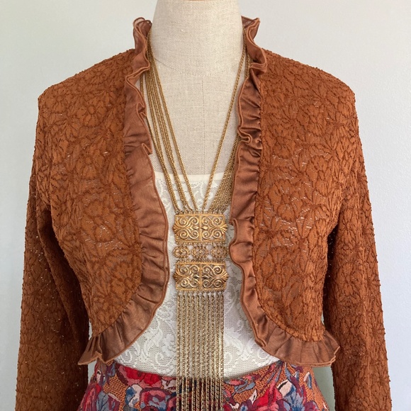 Lace Bolero with Bell Sleeves, Size M - Picture 6 of 10